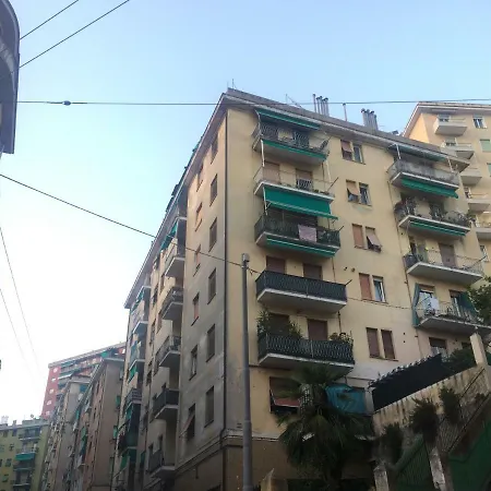 Pineta Apartamento Génova